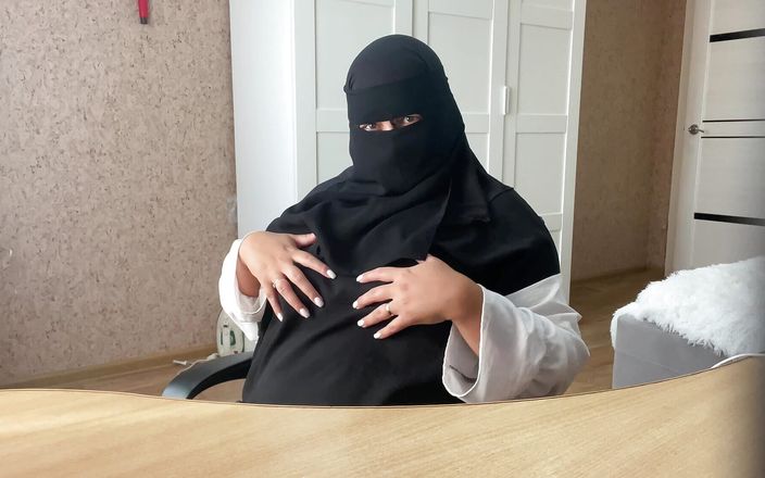 Lux Eva: Arabic Muslim Girl with Big Boobs in Hijab Sits on...