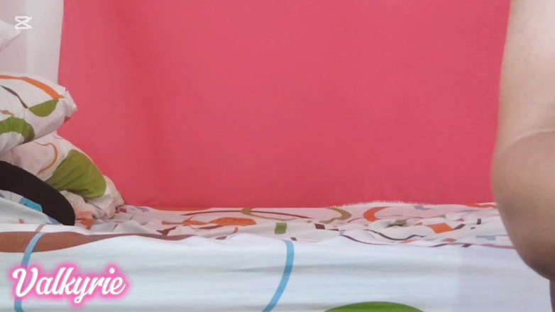 Valkyrie and Luigy Couple: Esposa Caliente