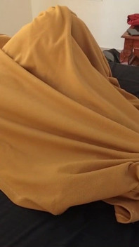 Human तम्बू