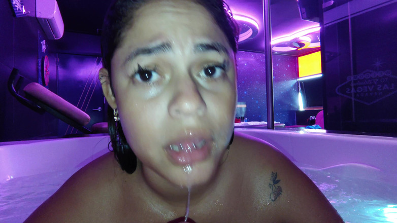 AngyAmazon: POV에서 내 바람난 남편의 자지를 때리고 때리기