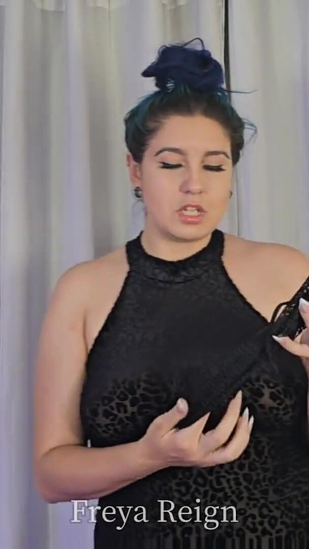Feminized for My Entertainment: POV Dressed up & Sissified (Freya Reign) Feminized for My Entertainment: POV Dressed up & Sissified (Freya Reign)