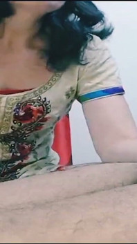 Experienced MILF Sharing Love