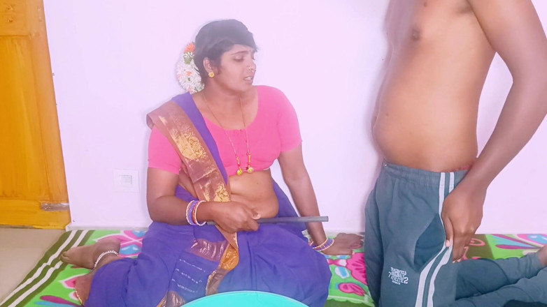Telugu honey lips: Desi astrologia Sodi zia scopa cliente grande cazzo.telugu dice porcate.
