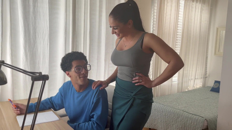 Pro Am Entertainment: Stepmom Rewards Her Stepson for Studying