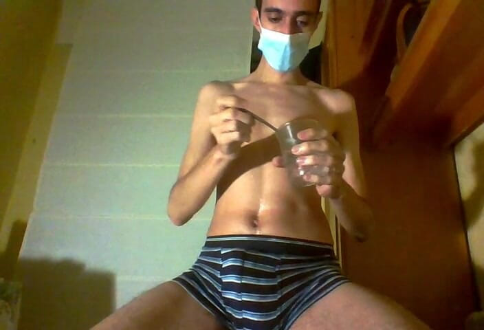 Slave Sparrow: Open Webcam Session with Clothespins and CBT