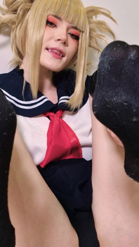 Predator Himiko Toga Is in Search of Prey, but No One Minds if the Prey Comes to Her