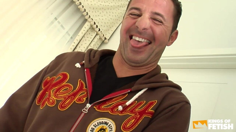 Fixed on Mature: Blond tjej sprutar mycket medan hon knullar sig med en...