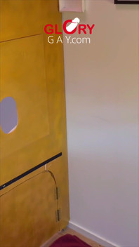 Cookie & Cream Xmas He Shoots… Then I Eat the Whole Cum-soaked Cookie. You Eating the Next One with Me