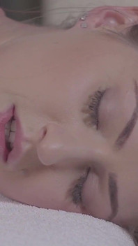 Grandi Tette Naturali Kendra Star Sesso Appassionato Con Il Massaggiatore a Cazzo Grosso