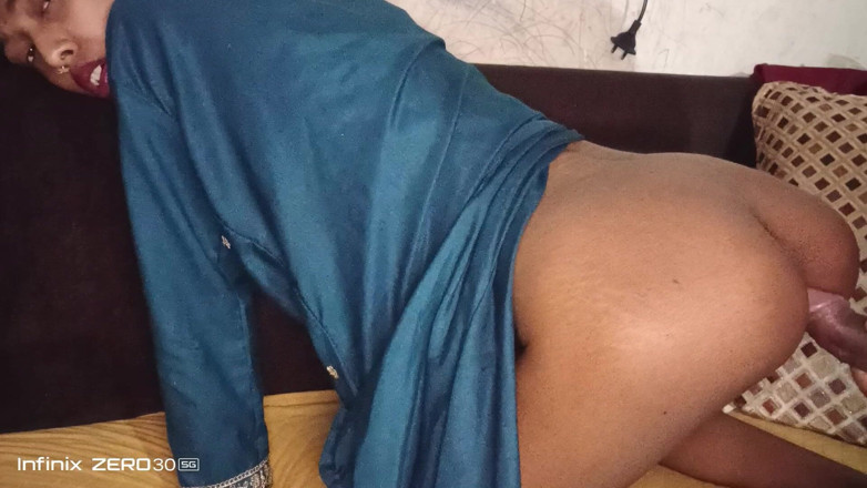 Truefuker: Desi Bhabhi und schwager hat sex