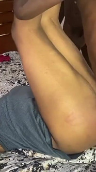 Sexo a três com grande rabo