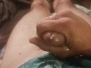 Littledick1635: Ejaculare cu o șarjă frumoasă mare și puternică
