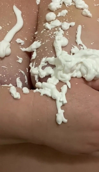 Didymom: My big nipples like many cum