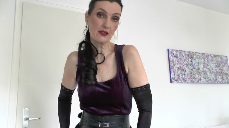 Lady Victoria Valente: Brede strakke riemen deel 83 Dame Victoria Valente