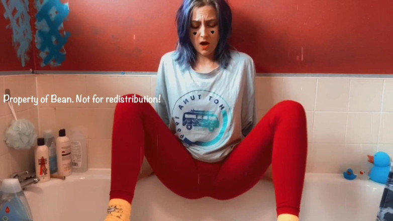 Alice Bean: Leggings molhando compilação