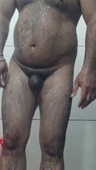Hot Daady Nude Bathing Show