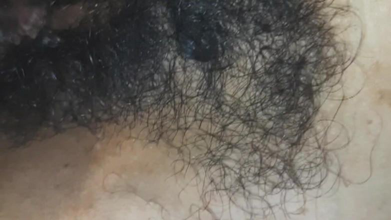 Tiottama: Pengecualian desi Bhabi koyak