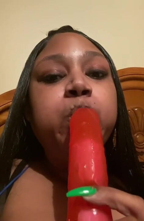Misskelly80: Honey covered titties