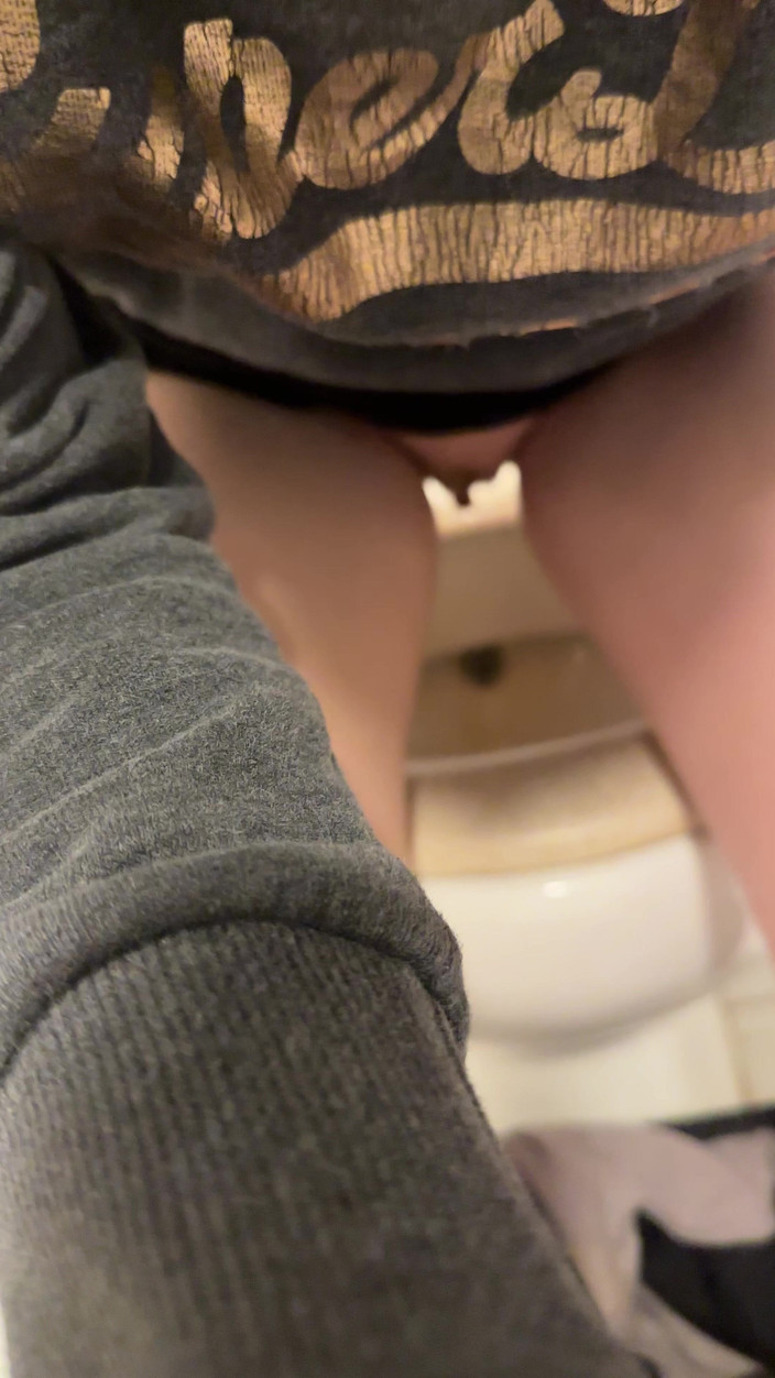 SweetLucy96: Heißer Strip Im Bad