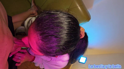 Labestiaylabella: Bosan sama temanku, kami putusin untuk ngentot supaya bisa bersenang-senang