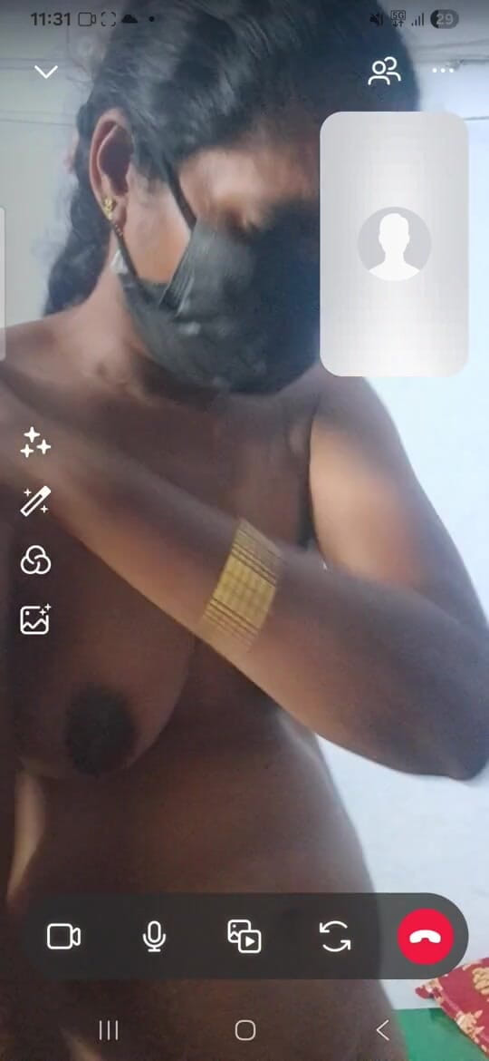 Jayaselvi: Tamil village tia sexy serviço de vídeo chamada em telegrama