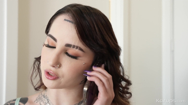Karups Solo: Teen nhỏ nhắn xăm mình ướt át &amp; lộn xộn khắp quầy bếp