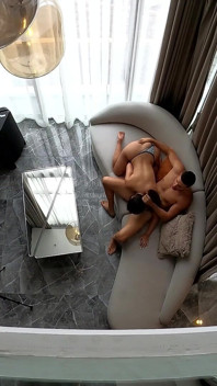 Nesestříhané - Vyzvednutí sexy thajské holky u bazénu - Bts
