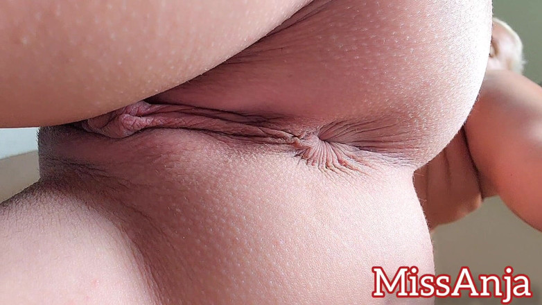MissAnja_FH: Would You Kiss and Play with My Perfect Pussy and...