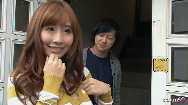 Asian porn collection: La magra insegnante femminile giapponese seduce il ragazzo a scopare...