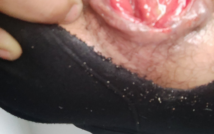 Bighool: Look at My Flower Deep Fisting and Very Hot Moment