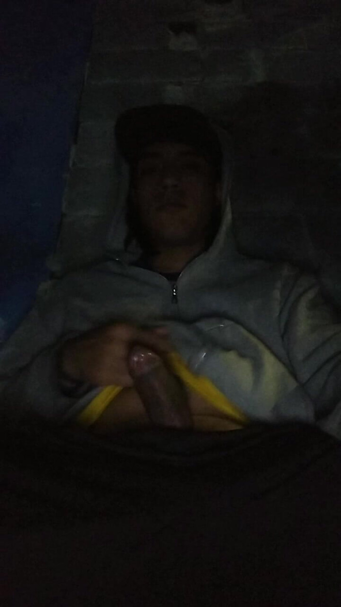 AlexAlejandro13: Đêm tĩnh lặng của niềm vui