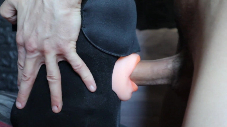 SEXY_GUYBEST: Fodendo uma namorada silenciosa na boca