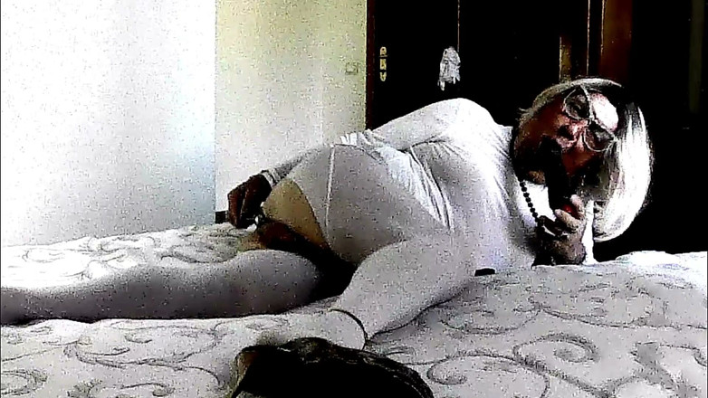 gio calda: Prostituata shemale pe oră