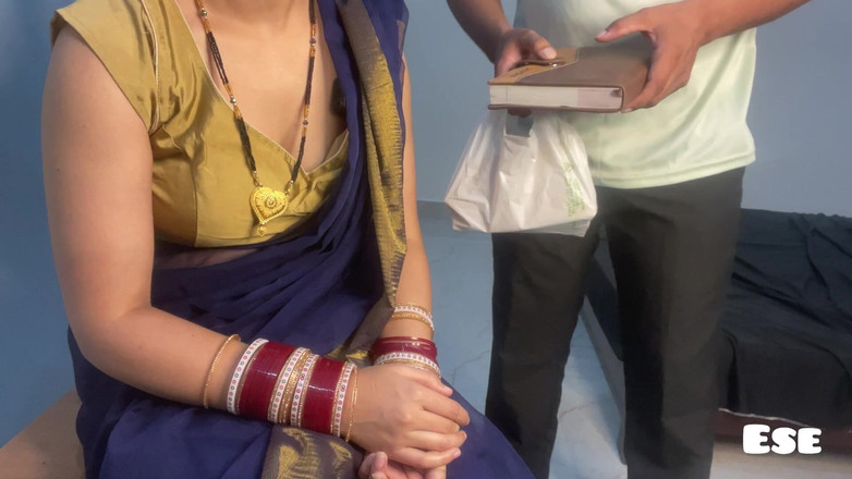 Sammy Sins: 老板人妻和员工做爱