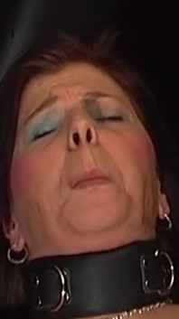 Mature Brunette MILF Takes Every Thrust Doggy Style