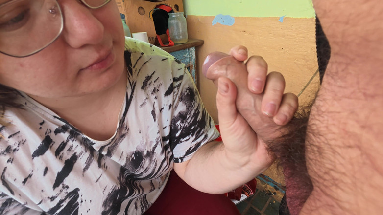 SchoolPrincess: A Smoking Village Whore Gave Me a Blowjob