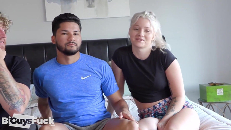 Bi Guys Fuck: Bisexueller piledriver-fick. Heiße muskel-blondine jock.