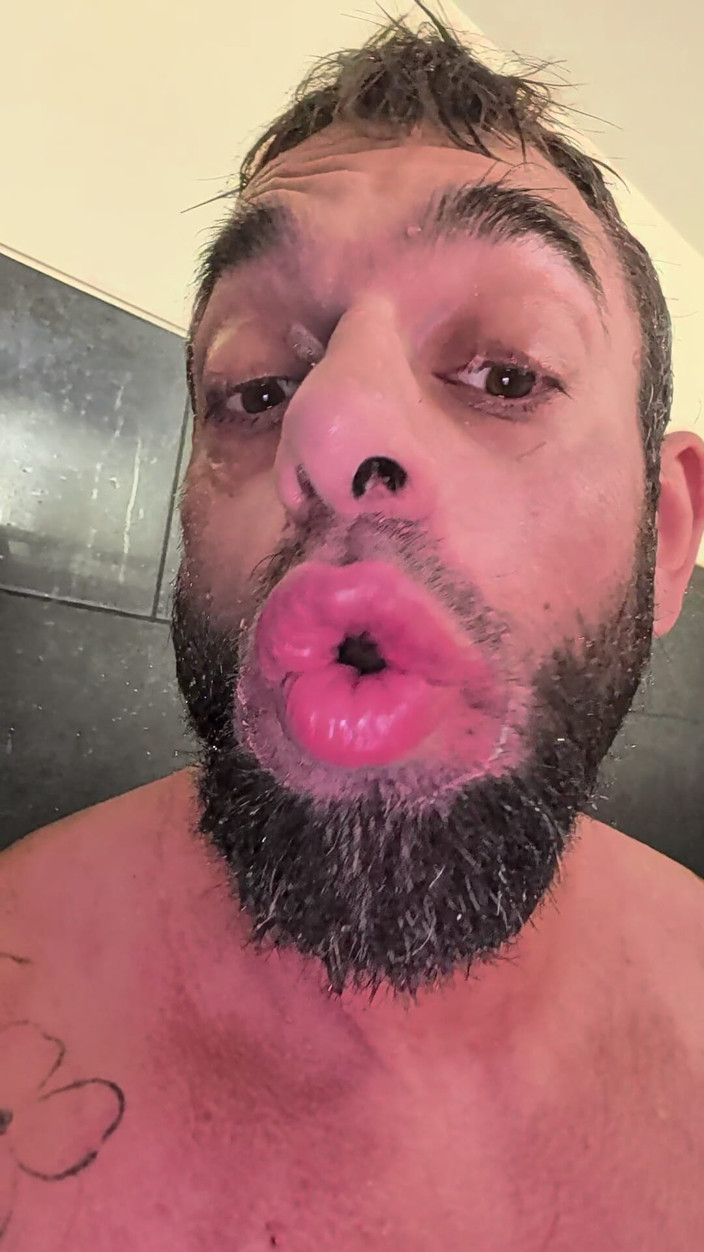 Bruiserwood: Pumped Lips and Self-suck