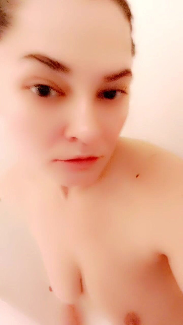 Shower Me (WILLA BLACK) Shower Me (WILLA BLACK)