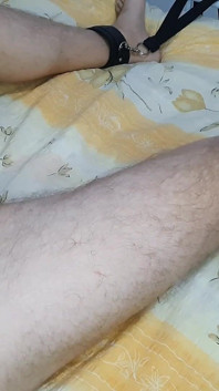 Domina harnröhre sondiert den schwanz von stiefbruder mit riesigem 12-Zoll-dilator