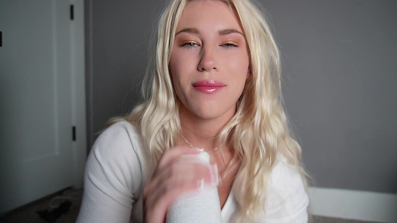 Keeks3005: Bílá ponožka JOI