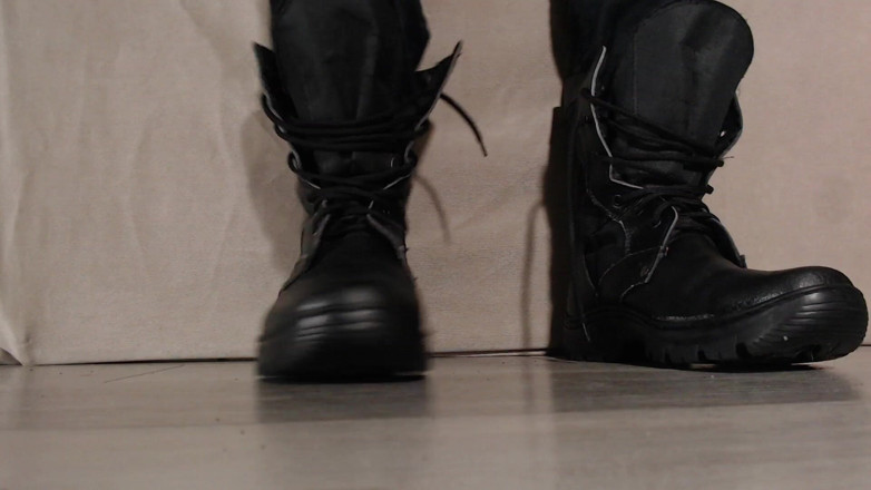Hunky time: Alpha Took off His Gear