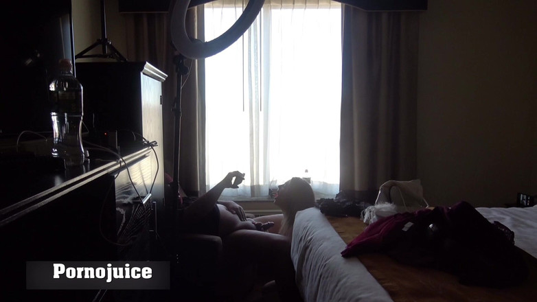 PornoJuice: 在阴影中由ray ray主演