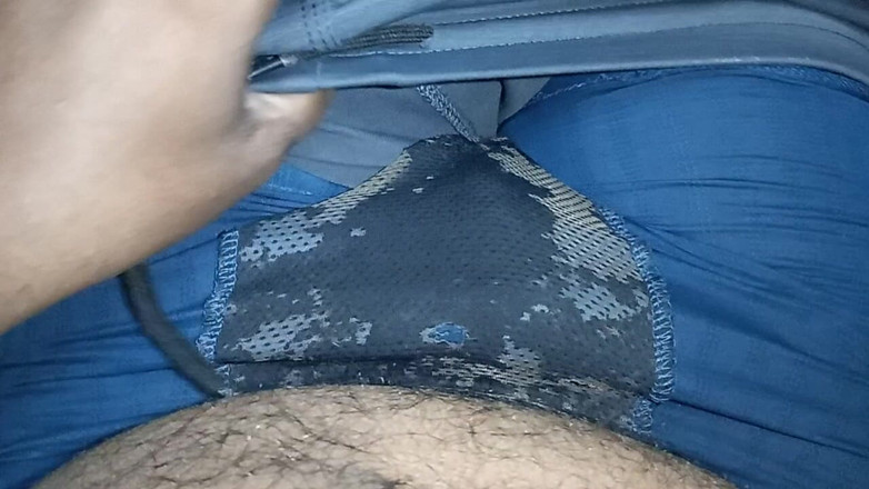 Sweet Indian cock: Indyjski chłopak masturbuje się