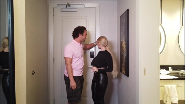Sensual productions: Fästman filmer hotwife W perfekta stora tuttar