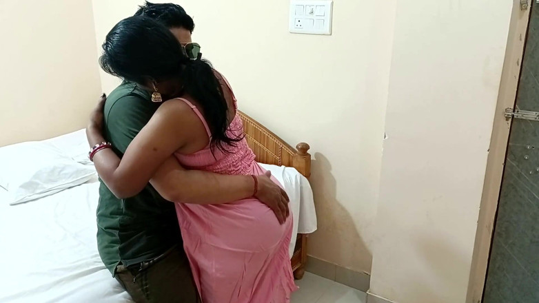 Popmini: Indian Desi Village Model Hot Blowjob and Fucking Hard with...