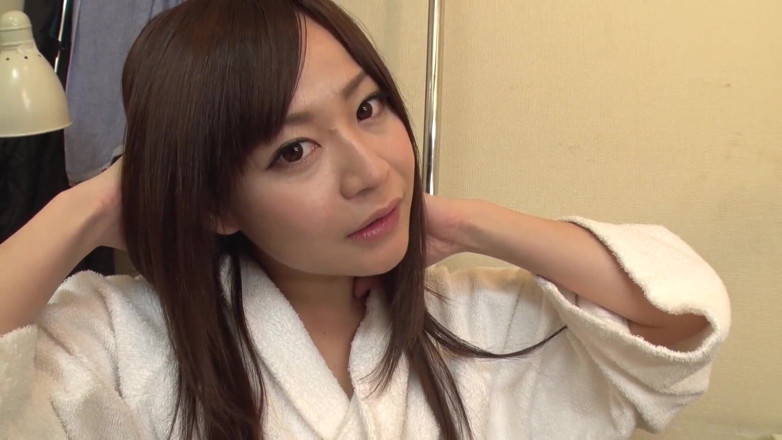 Caribbeancom: Sexy Japanese squirter loves toys and creampies