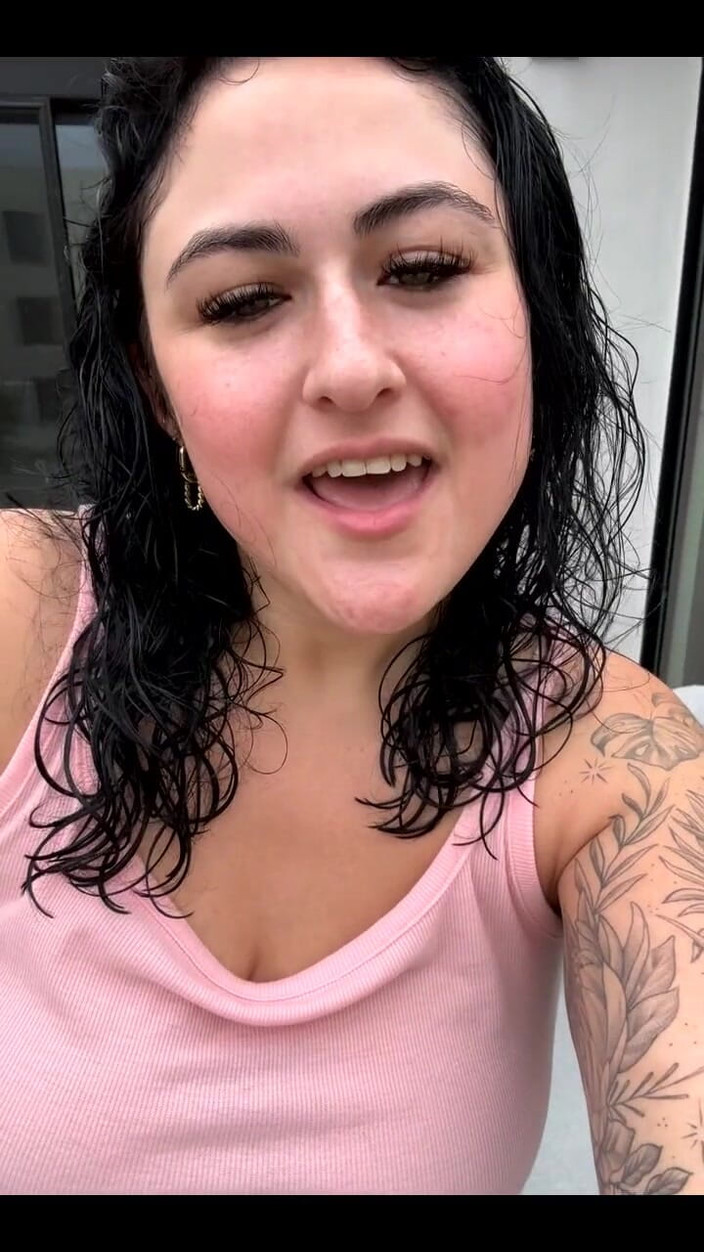 Josie Jaxxon: Dobré ráno kozy z La!