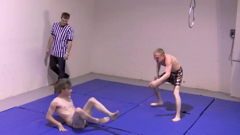 Dream Boy Bondage: Stripworstelen - hoofdstuk 5