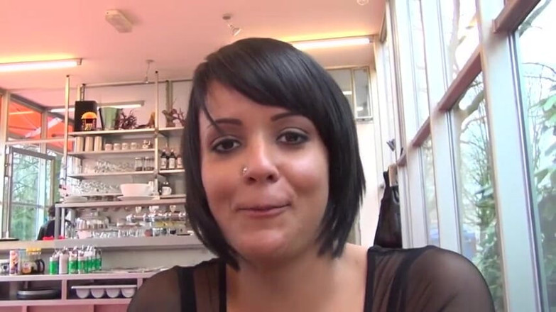 German amateur - 100% German hardcore videos: Cewek brunette suka bermain dengan suaminya